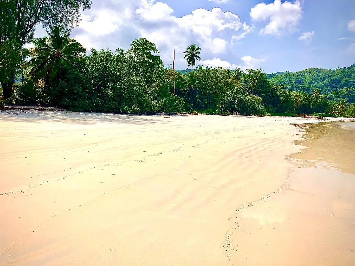 Grann Kaz Guest House Anse a La Mouche Seychelles